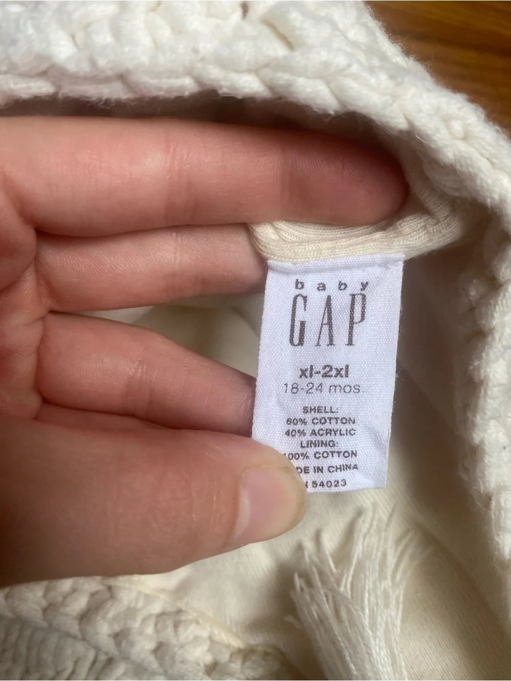 Y2K GAP Cream Cable Knit Earflap Hat with Tassels and Matching Mittens